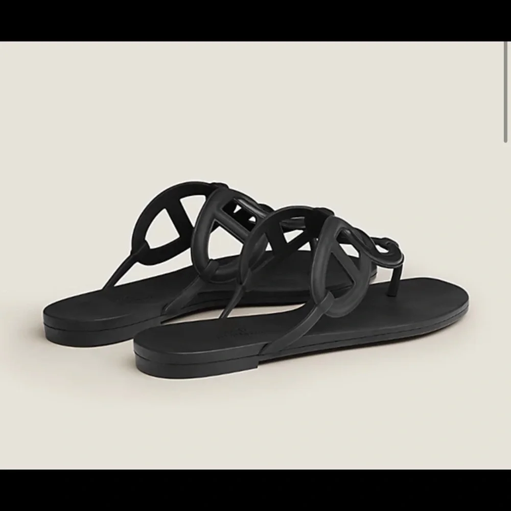 Sandals - Picture 3 of 4